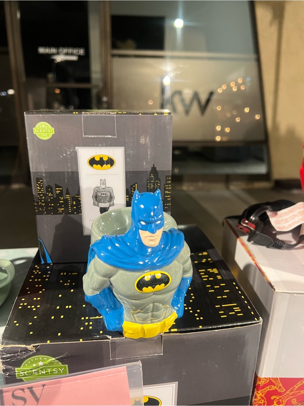 Batman bundle, mini and regular size warmer